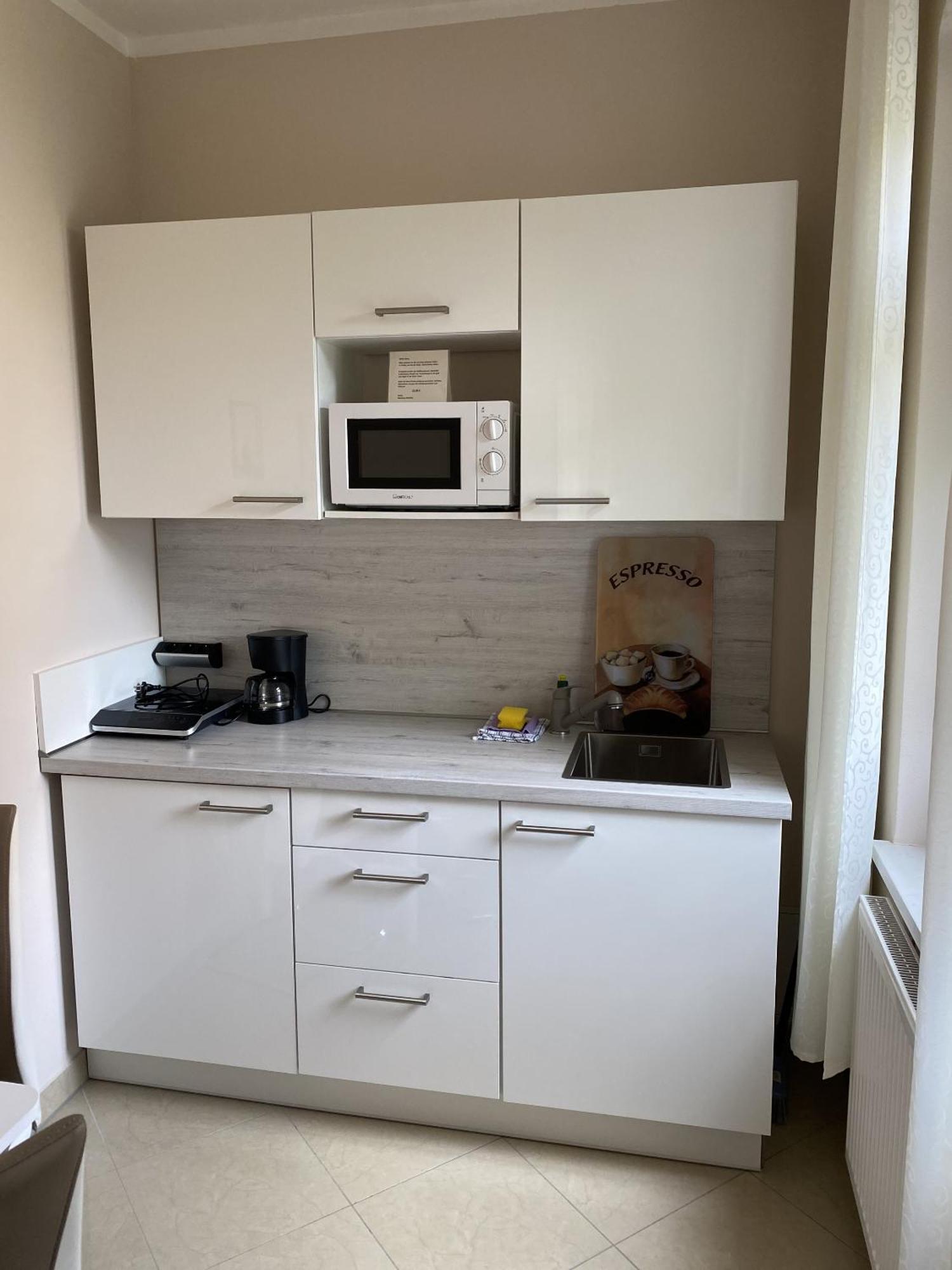 เกสเทอเฮาส์ มัททิอัส Apartment เดรสเดน ห้อง รูปภาพ